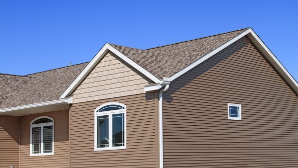 Cost of Residential Siding Service in Easton