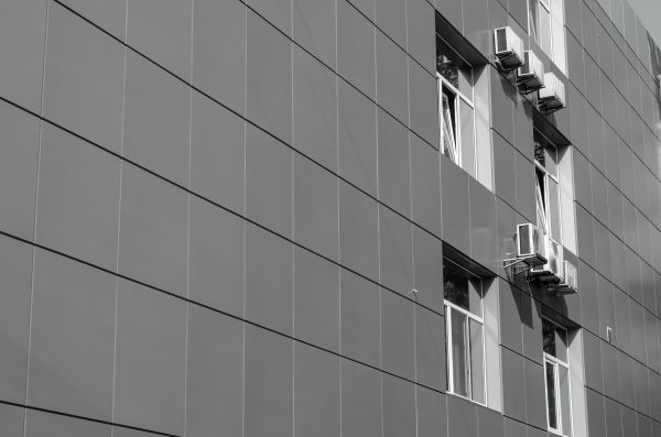 Cost of Commercial Siding Installation in Easton