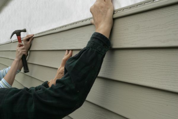 Cost of Insulated Siding Installation in Easton
