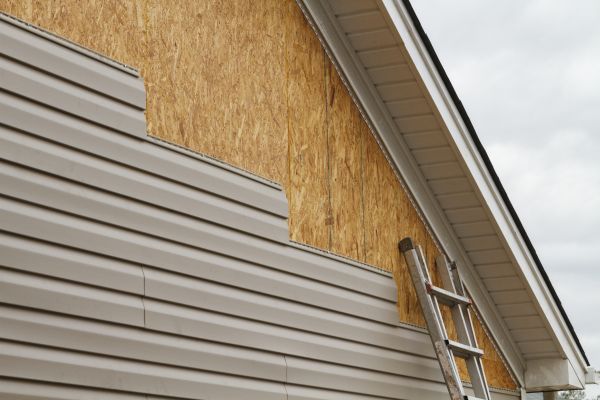 Cost of Grey Vinyl Siding Installation in Easton