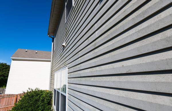 Cost of Vinyl Siding Panel Replacement in Easton